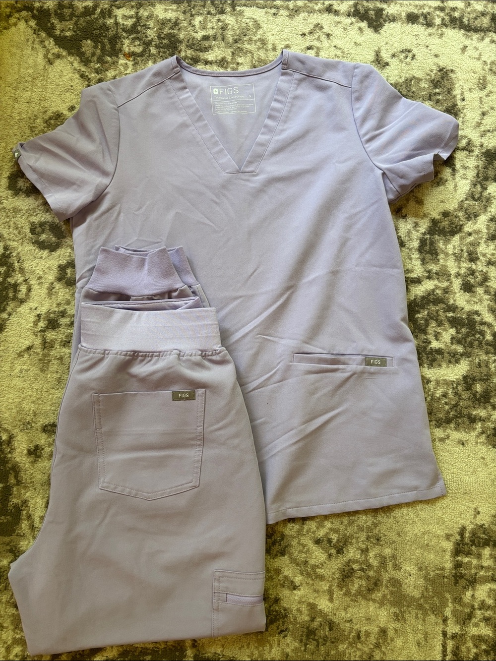 Lavender Dew FIGS Women's Set